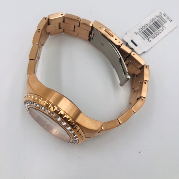 GUESS  Women\'s Rose Gold-Tone Multifunction Watch